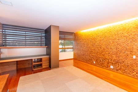 Apartamento à venda com 470m², 3 quartos e 7 vagasSala 2