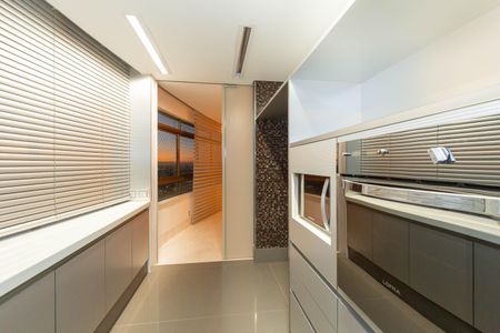 Apartamento à venda com 470m², 3 quartos e 7 vagasCozinha