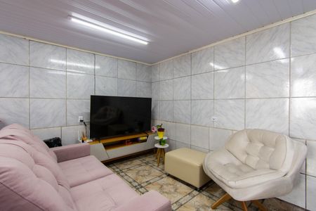 Casa à venda com 80m², 2 quartos e sem vaga Casa à venda com 80m², 2 quartos e sem vagaSala