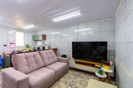 Casa à venda com 80m², 2 quartos e sem vaga Casa à venda com 80m², 2 quartos e sem vagaSala