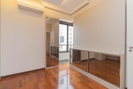 Apartamento para alugar com 115m², 3 quartos e 3 vagasSuíte