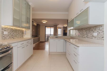 Apartamento para alugar com 115m², 3 quartos e 3 vagasCozinha