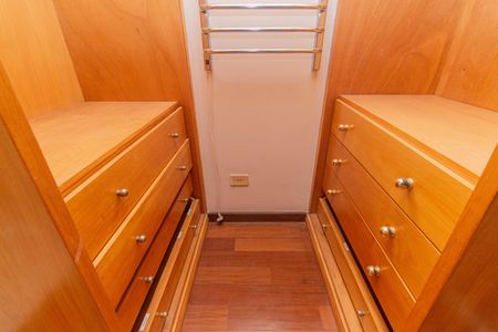 Apartamento para alugar com 115m², 3 quartos e 3 vagasCloset da suíte