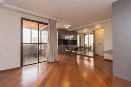 Apartamento para alugar com 115m², 3 quartos e 3 vagasSala