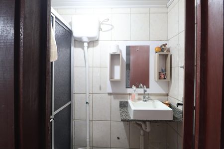 Casa à venda com 138m², 3 quartos e 2 vagasBanheiro de serviço