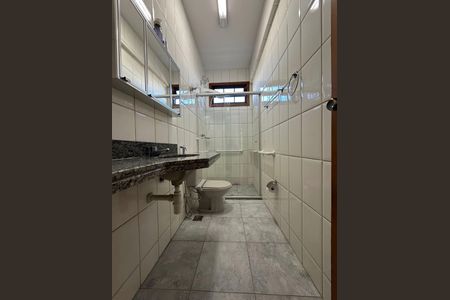 Casa à venda com 270m², 3 quartos e 5 vagas