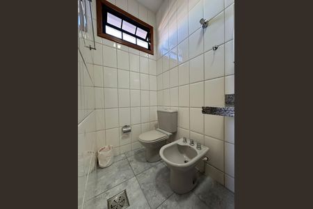 Casa à venda com 270m², 3 quartos e 5 vagas