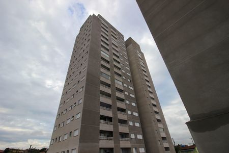 Apartamento para alugar com 49m², 2 quartos e 1 vaga Apartamento para alugar com 49m², 2 quartos e 1 vagaFachada