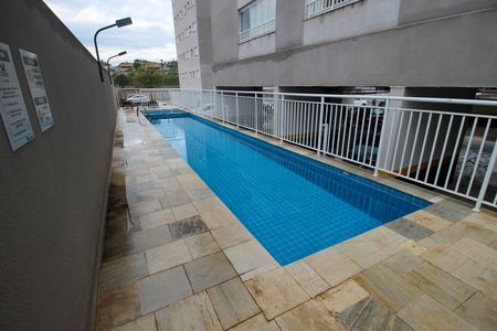 Apartamento para alugar com 49m², 2 quartos e 1 vaga Apartamento para alugar com 49m², 2 quartos e 1 vagaÁrea comum - Piscina