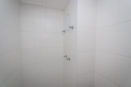 Apartamento à venda com 39m², 2 quartos e sem vaga Apartamento à venda com 39m², 2 quartos e sem vagaBanheiro