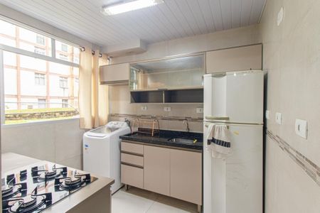 Apartamento à venda com 45m², 2 quartos e 1 vaga Apartamento à venda com 45m², 2 quartos e 1 vagaCozinha e Área de Serviço