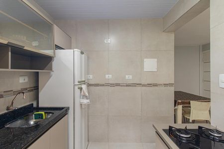 Apartamento à venda com 45m², 2 quartos e 1 vaga Apartamento à venda com 45m², 2 quartos e 1 vagaCozinha e Área de Serviço