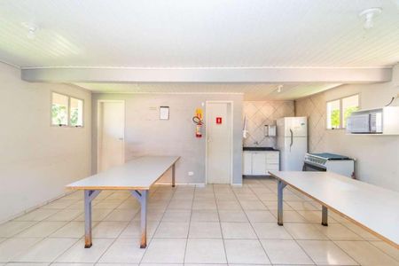 Apartamento à venda com 45m², 2 quartos e 1 vaga Apartamento à venda com 45m², 2 quartos e 1 vagaÁrea comum - Salão de festas