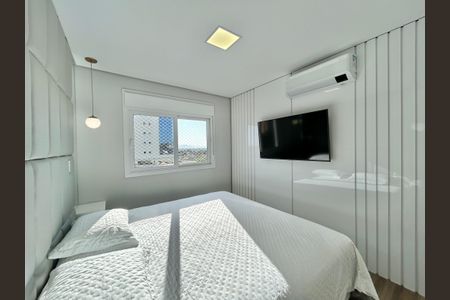 Apartamento à venda com 139m², 3 quartos e 2 vagasSuíte 1