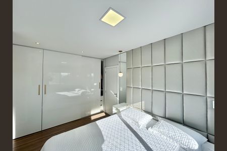 Apartamento à venda com 139m², 3 quartos e 2 vagasSuíte 1