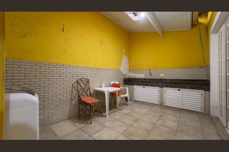 Casa à venda com 300m², 3 quartos e 7 vagas Casa à venda com 300m², 3 quartos e 7 vagasÁrea de Serviço