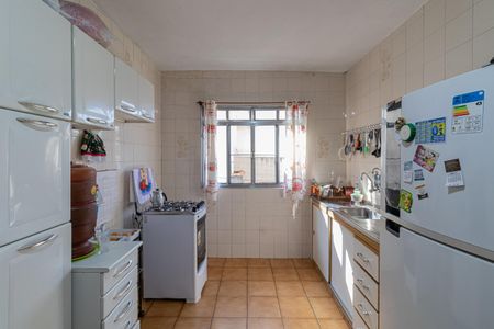 Casa à venda com 310m², 4 quartos e 4 vagas Casa à venda com 310m², 4 quartos e 4 vagasCasa 1 - Cozinha
