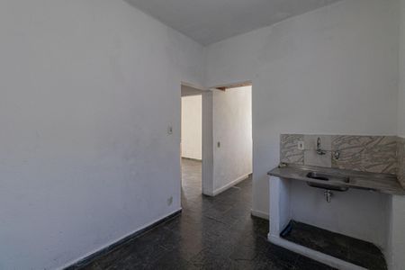 Casa à venda com 310m², 4 quartos e 4 vagas Casa à venda com 310m², 4 quartos e 4 vagasCasa 2 - Cozinha