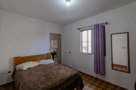 Casa à venda com 310m², 4 quartos e 4 vagas Casa à venda com 310m², 4 quartos e 4 vagasCasa 1 - Suíte