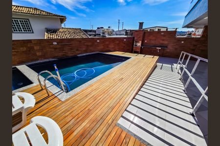 Apartamento à venda com 65m², 2 quartos e 1 vagaÁrea comum 