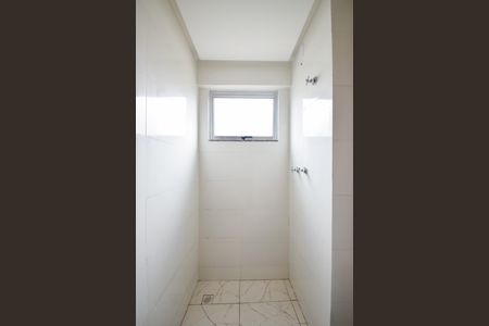 Apartamento à venda com 65m², 2 quartos e 1 vagaBanheiro Social