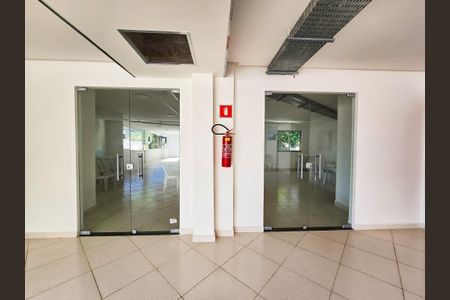 Apartamento à venda com 65m², 2 quartos e 1 vagaÁrea comum 