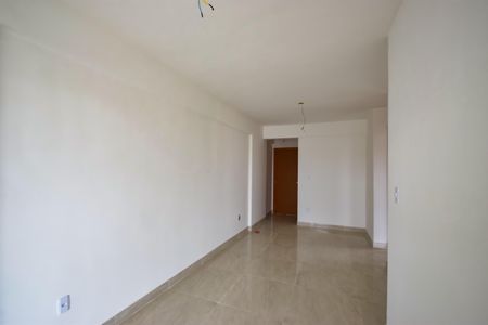 Apartamento à venda com 65m², 2 quartos e 1 vagaSala