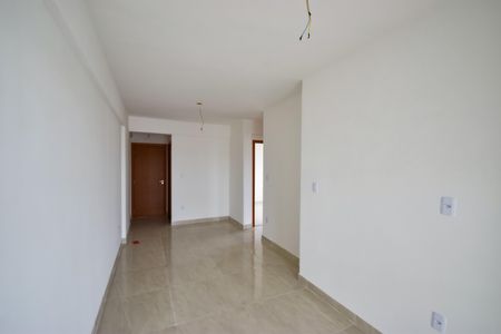 Apartamento à venda com 65m², 2 quartos e 1 vagaSala