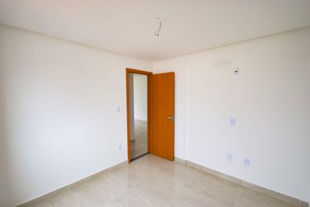 Apartamento à venda com 65m², 2 quartos e 1 vagaQuarto 2