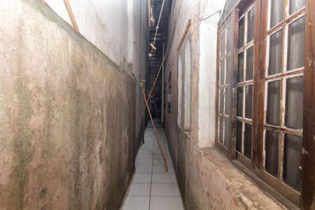 Casa à venda com 120m², 3 quartos e 2 vagasCorredor