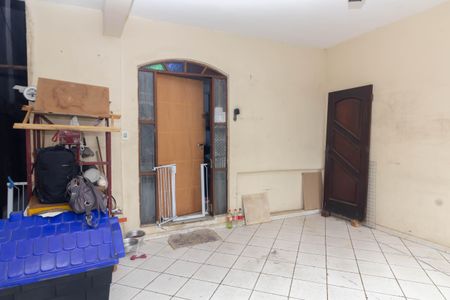 Casa à venda com 120m², 3 quartos e 2 vagasGaragem
