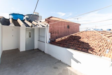 Casa à venda com 70m², 2 quartos e 1 vagaTerraço