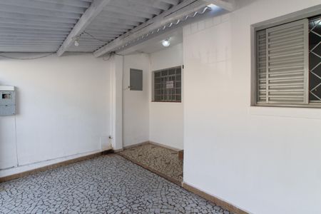 Casa à venda com 70m², 2 quartos e 1 vagaGaragem