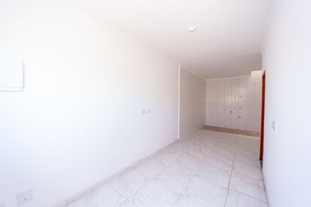 Casa de condomínio à venda com 65m², 2 quartos e 1 vagaSala