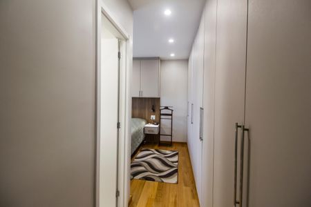 Apartamento à venda com 76m², 2 quartos e 2 vagas Apartamento à venda com 76m², 2 quartos e 2 vagasSuíte