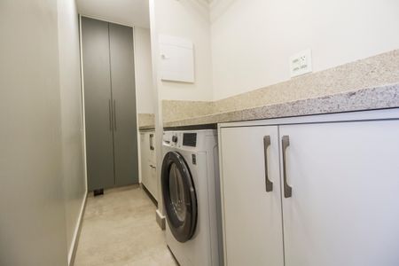Apartamento à venda com 76m², 2 quartos e 2 vagas Apartamento à venda com 76m², 2 quartos e 2 vagasÁrea de Serviço