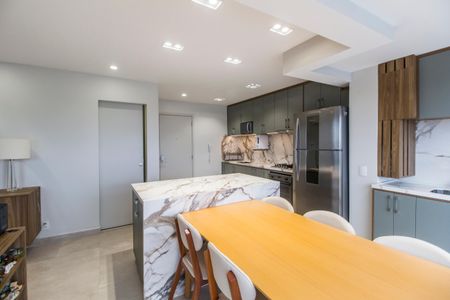 Apartamento à venda com 76m², 2 quartos e 2 vagas Apartamento à venda com 76m², 2 quartos e 2 vagasSala