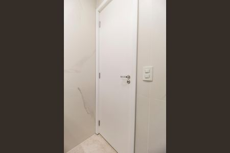 Apartamento à venda com 76m², 2 quartos e 2 vagas Apartamento à venda com 76m², 2 quartos e 2 vagasBanheiro Social