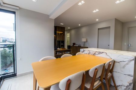 Apartamento à venda com 76m², 2 quartos e 2 vagas Apartamento à venda com 76m², 2 quartos e 2 vagasSala