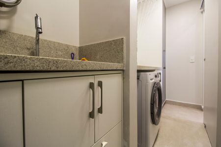 Apartamento à venda com 76m², 2 quartos e 2 vagas Apartamento à venda com 76m², 2 quartos e 2 vagasÁrea de Serviço