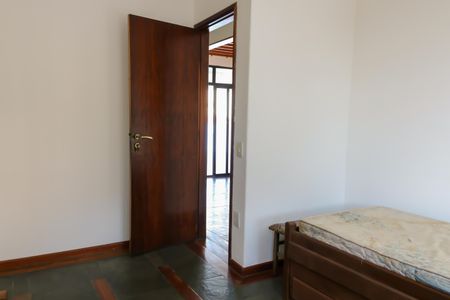 Casa à venda com 179m², 3 quartos e 1 vagaQuarto Suíte Canadense 2 - 2º Pavimento