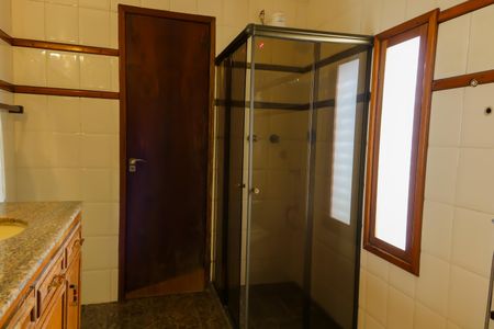 Casa à venda com 179m², 3 quartos e 1 vagaBanheiro Canadense