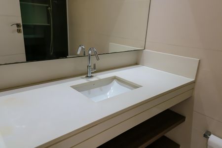 Casa à venda com 179m², 3 quartos e 1 vagaBanheiro Social - 1º Pavimento