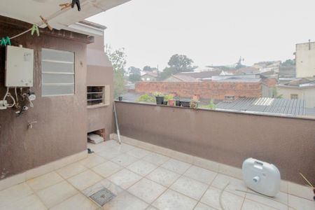Apartamento à venda com 75m², 1 quarto e sem vagaQuintal