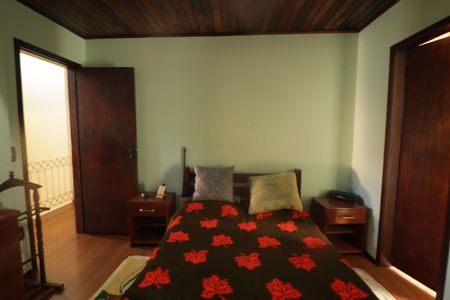 Casa à venda com 300m², 4 quartos e 4 vagasSuíte