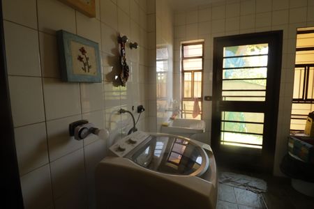 Casa à venda com 300m², 4 quartos e 4 vagasÁrea de Serviço