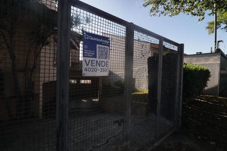 Casa à venda com 300m², 4 quartos e 4 vagasFachada Placa