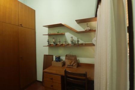 Casa à venda com 300m², 4 quartos e 4 vagasQuarto 2