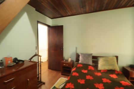 Casa à venda com 300m², 4 quartos e 4 vagasSuíte