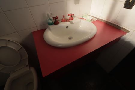 Casa à venda com 300m², 4 quartos e 4 vagasSuíte 2 Banheiro